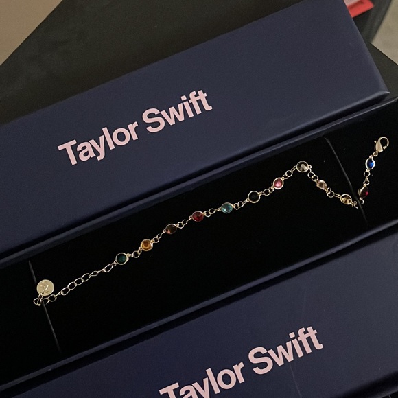 eras tour Taylor Swift Bejeweled Bracelet friendship bracelets gold NEW - Picture 2 of 2